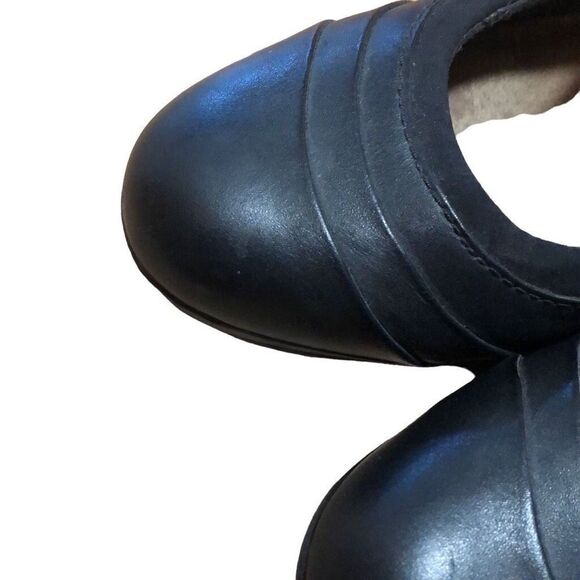 Womans Clarks Shoes Heels size 9 Black - Picture 4 of 4